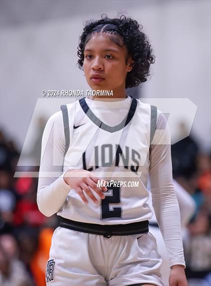 Thumbnail 1 in Randle vs. Foster (UIL 5A Region 3 Quarterfinal) photogallery.