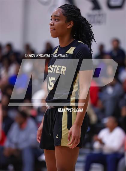 Thumbnail 2 in Randle vs. Foster (UIL 5A Region 3 Quarterfinal) photogallery.