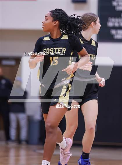 Thumbnail 2 in Randle vs. Foster (UIL 5A Region 3 Quarterfinal) photogallery.