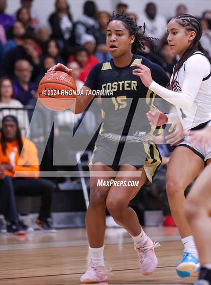 Thumbnail 3 in Randle vs. Foster (UIL 5A Region 3 Quarterfinal) photogallery.