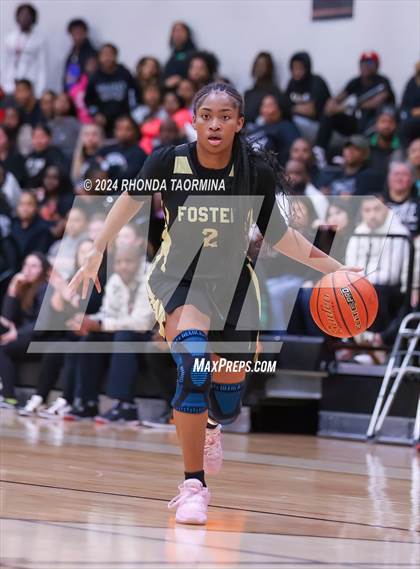 Thumbnail 2 in Randle vs. Foster (UIL 5A Region 3 Quarterfinal) photogallery.