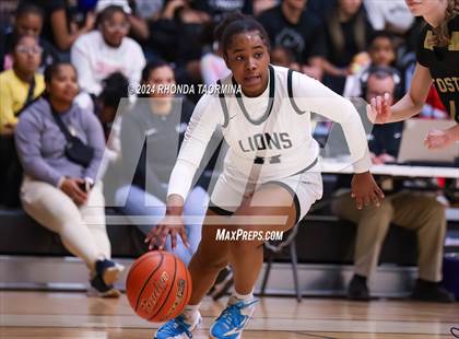 Thumbnail 2 in Randle vs. Foster (UIL 5A Region 3 Quarterfinal) photogallery.