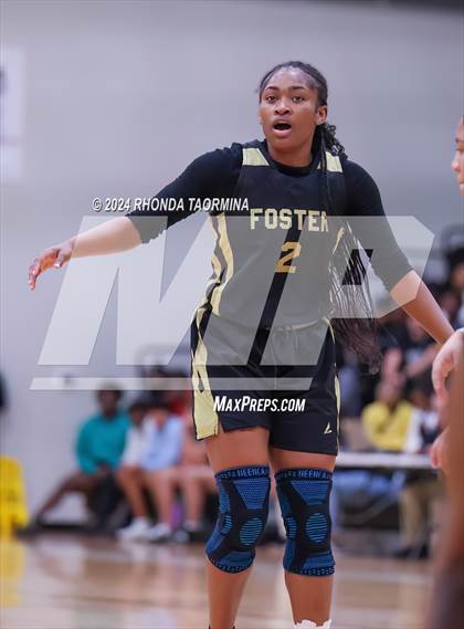 Thumbnail 2 in Randle vs. Foster (UIL 5A Region 3 Quarterfinal) photogallery.