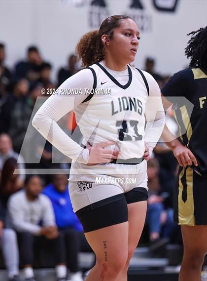 Thumbnail 3 in Randle vs. Foster (UIL 5A Region 3 Quarterfinal) photogallery.