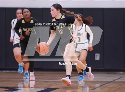 Thumbnail 2 in Randle vs. Foster (UIL 5A Region 3 Quarterfinal) photogallery.