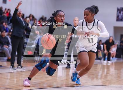 Thumbnail 3 in Randle vs. Foster (UIL 5A Region 3 Quarterfinal) photogallery.