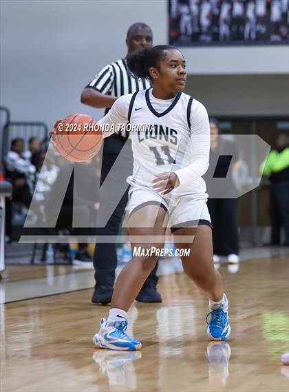 Thumbnail 3 in Randle vs. Foster (UIL 5A Region 3 Quarterfinal) photogallery.
