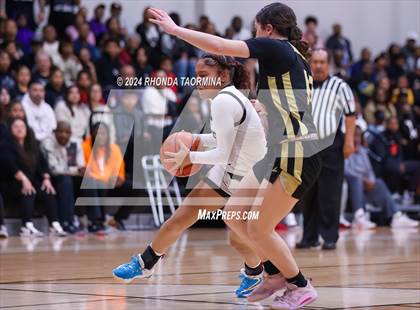 Thumbnail 3 in Randle vs. Foster (UIL 5A Region 3 Quarterfinal) photogallery.
