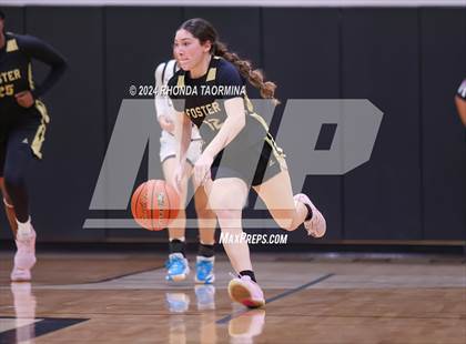 Thumbnail 1 in Randle vs. Foster (UIL 5A Region 3 Quarterfinal) photogallery.