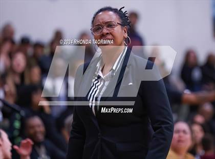 Thumbnail 1 in Randle vs. Foster (UIL 5A Region 3 Quarterfinal) photogallery.
