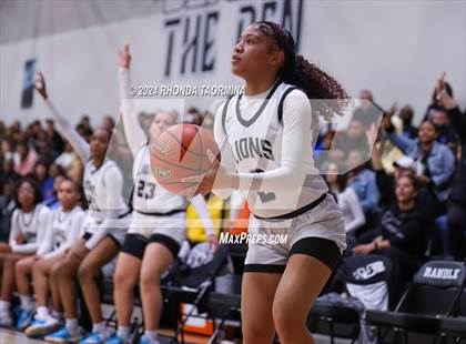 Thumbnail 3 in Randle vs. Foster (UIL 5A Region 3 Quarterfinal) photogallery.