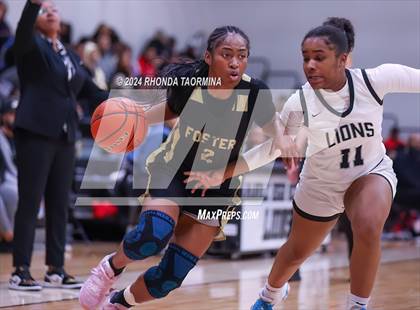 Thumbnail 3 in Randle vs. Foster (UIL 5A Region 3 Quarterfinal) photogallery.