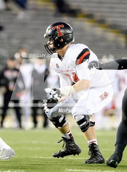 Thumbnail 2 in Del Oro vs. San Clemente (CIF State D1A Final) photogallery.