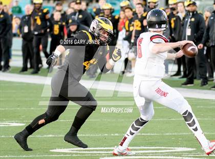 Thumbnail 3 in Del Oro vs. San Clemente (CIF State D1A Final) photogallery.