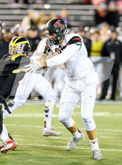 Thumbnail 1 in Del Oro vs. San Clemente (CIF State D1A Final) photogallery.