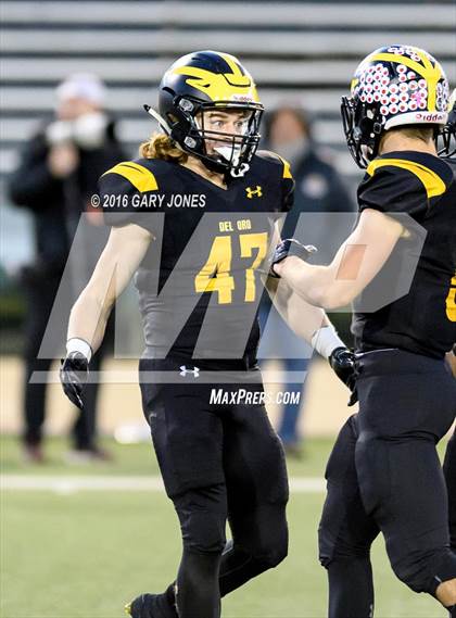 Thumbnail 3 in Del Oro vs. San Clemente (CIF State D1A Final) photogallery.