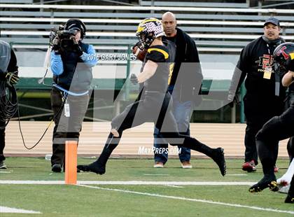 Thumbnail 3 in Del Oro vs. San Clemente (CIF State D1A Final) photogallery.