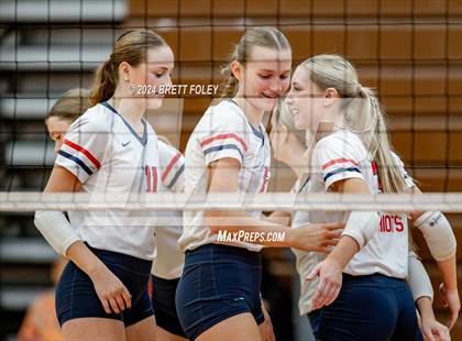 Thumbnail 2 in Lincoln High vs. Millard South photogallery.