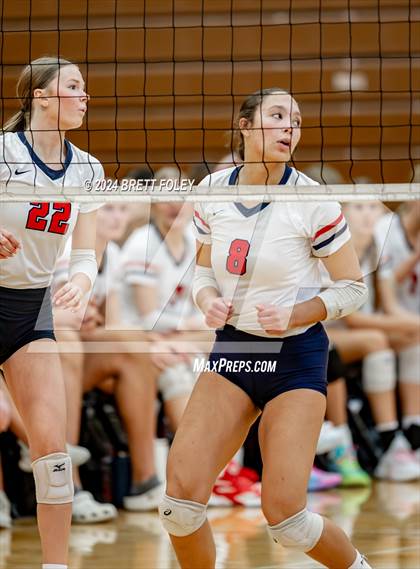 Thumbnail 2 in Lincoln High vs. Millard South photogallery.