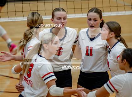 Thumbnail 3 in Lincoln High vs. Millard South photogallery.