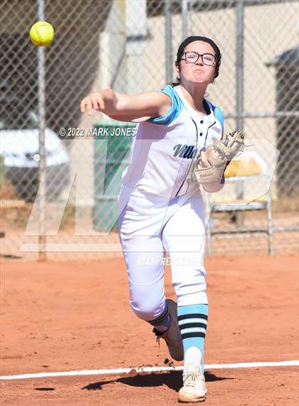 Thumbnail 2 in Villa Park vs. Whittier Christian (Dave Kops Tournament of Champions) photogallery.