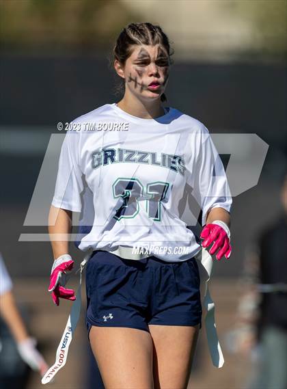 Thumbnail 2 in Mountain Vista vs ThunderRidge photogallery.