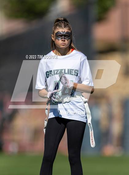 Thumbnail 2 in Mountain Vista vs ThunderRidge photogallery.