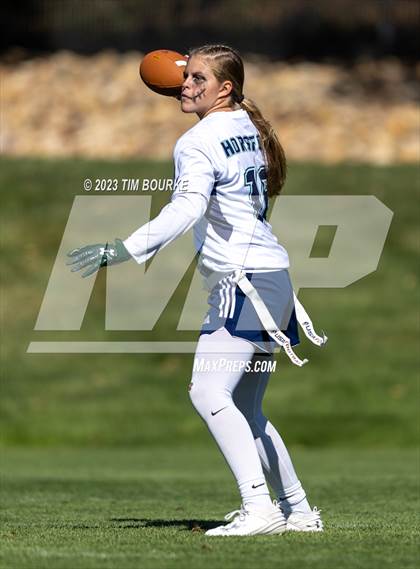 Thumbnail 3 in Mountain Vista vs ThunderRidge photogallery.