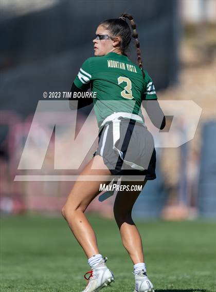 Thumbnail 2 in Mountain Vista vs ThunderRidge photogallery.