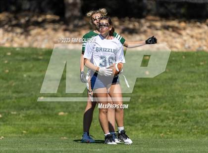 Thumbnail 3 in Mountain Vista vs ThunderRidge photogallery.