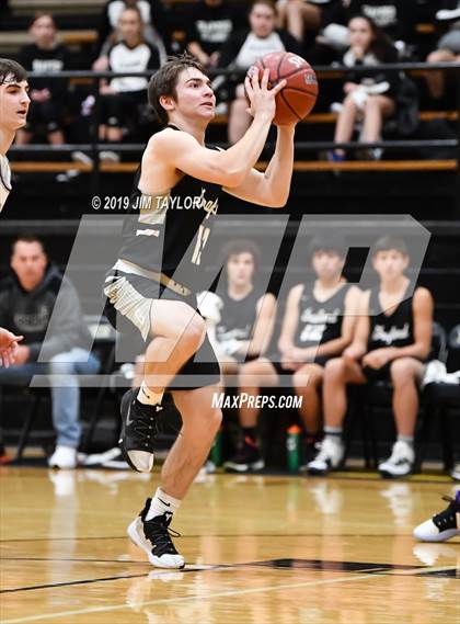 Thumbnail 3 in Graford vs Tolar (Fantasy of Lights tournament) photogallery.