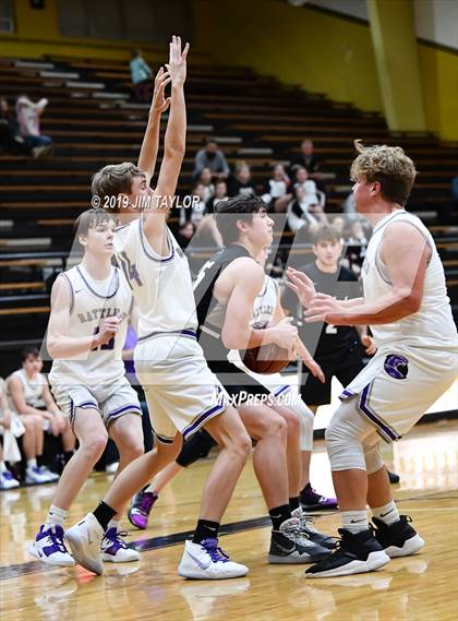 Thumbnail 3 in Graford vs Tolar (Fantasy of Lights tournament) photogallery.