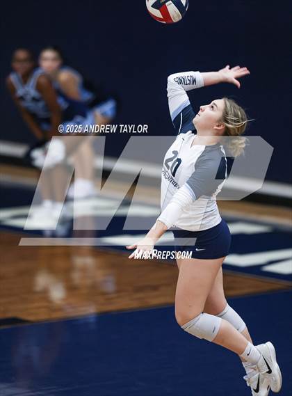 Thumbnail 3 in Goose Creek Memorial @ Kingwood photogallery.