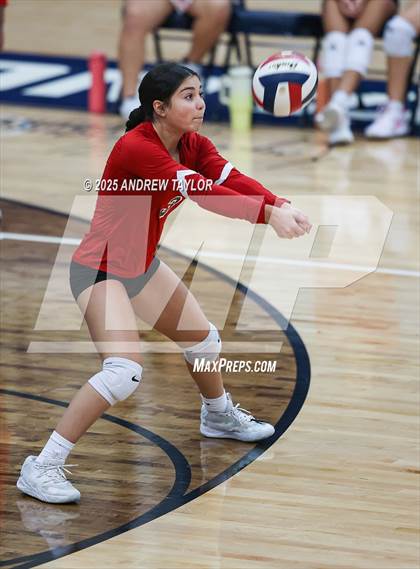 Thumbnail 3 in Goose Creek Memorial @ Kingwood photogallery.