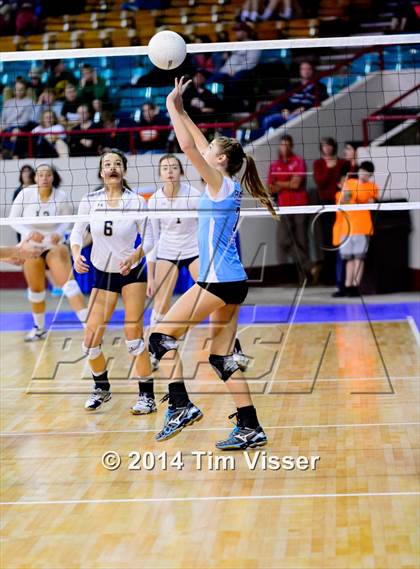 Thumbnail 2 in Mullen vs. Pueblo West (CHSAA 4A Playoff) photogallery.