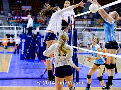 Thumbnail 1 in Mullen vs. Pueblo West (CHSAA 4A Playoff) photogallery.