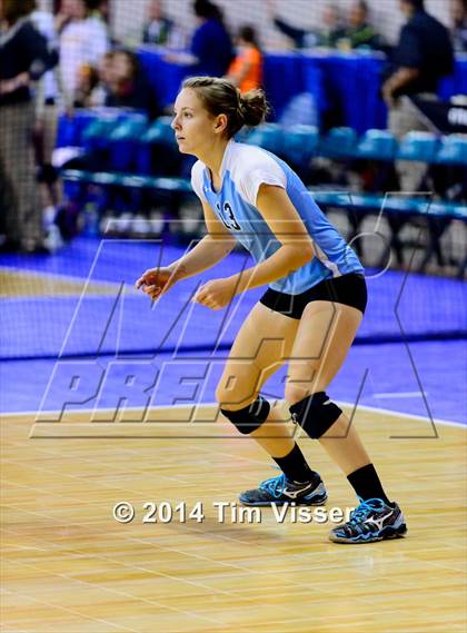 Thumbnail 2 in Mullen vs. Pueblo West (CHSAA 4A Playoff) photogallery.