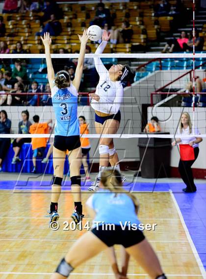 Thumbnail 1 in Mullen vs. Pueblo West (CHSAA 4A Playoff) photogallery.