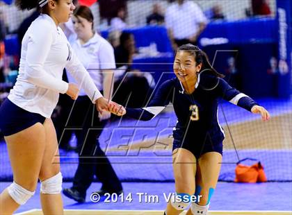 Thumbnail 2 in Mullen vs. Pueblo West (CHSAA 4A Playoff) photogallery.