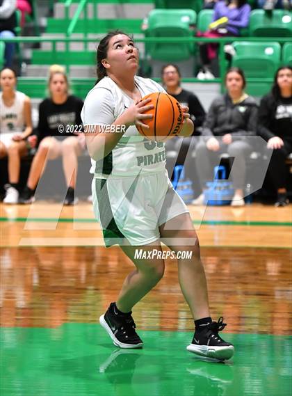 Thumbnail 2 in McCurtain @ Gore photogallery.