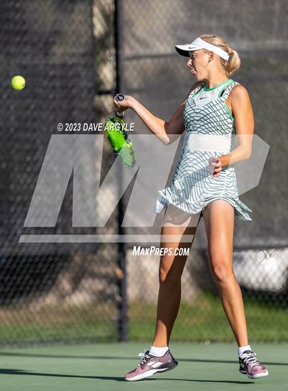 Thumbnail 1 in UHSAA 4A Semifinals photogallery.