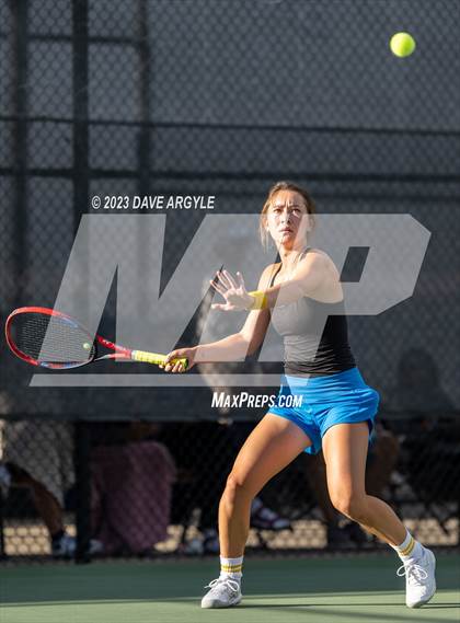Thumbnail 2 in UHSAA 4A Semifinals photogallery.