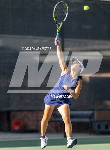 Thumbnail 3 in UHSAA 4A Semifinals photogallery.