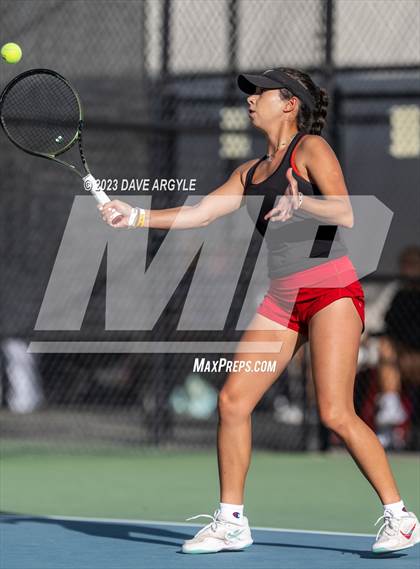 Thumbnail 3 in UHSAA 4A Semifinals photogallery.