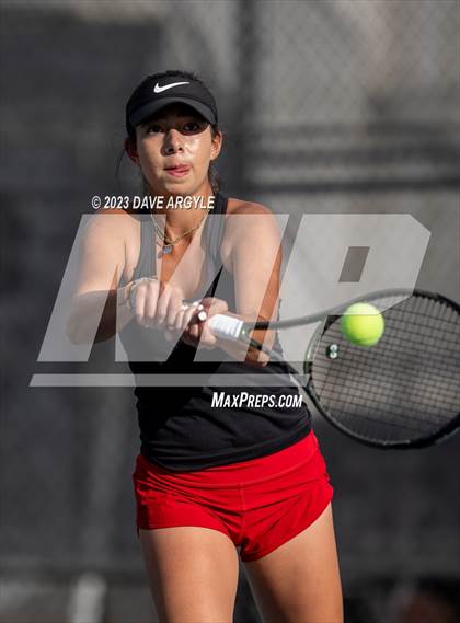 Thumbnail 3 in UHSAA 4A Semifinals photogallery.