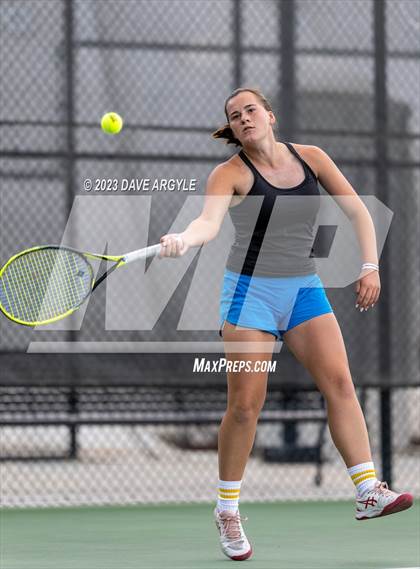 Thumbnail 3 in UHSAA 4A Semifinals photogallery.