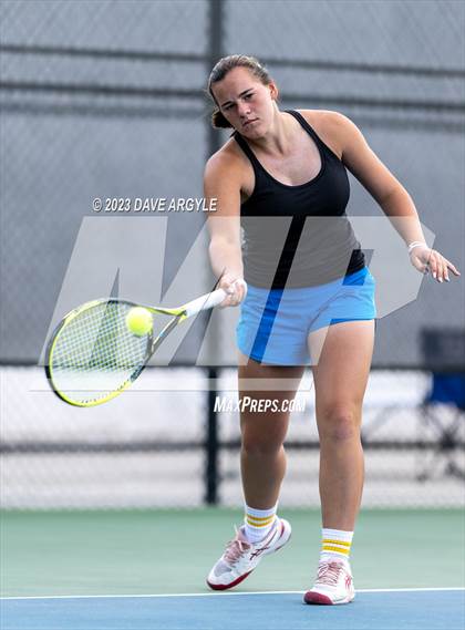 Thumbnail 1 in UHSAA 4A Semifinals photogallery.