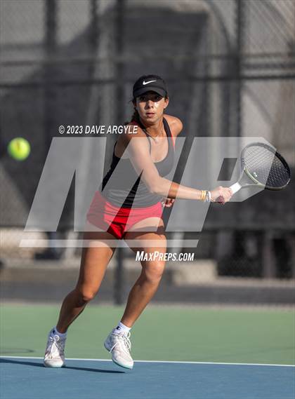 Thumbnail 2 in UHSAA 4A Semifinals photogallery.