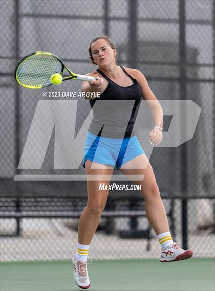 Thumbnail 1 in UHSAA 4A Semifinals photogallery.