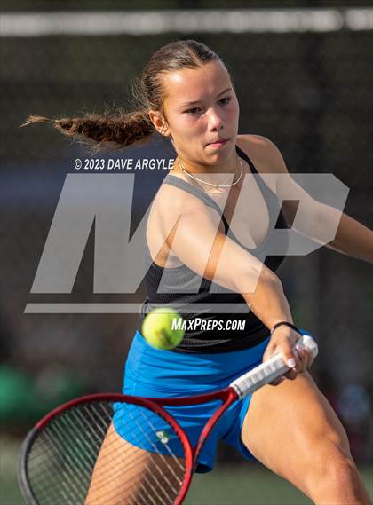 Thumbnail 2 in UHSAA 4A Semifinals photogallery.